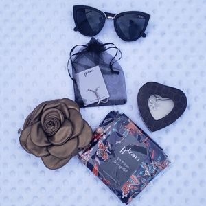 Accessories assortment